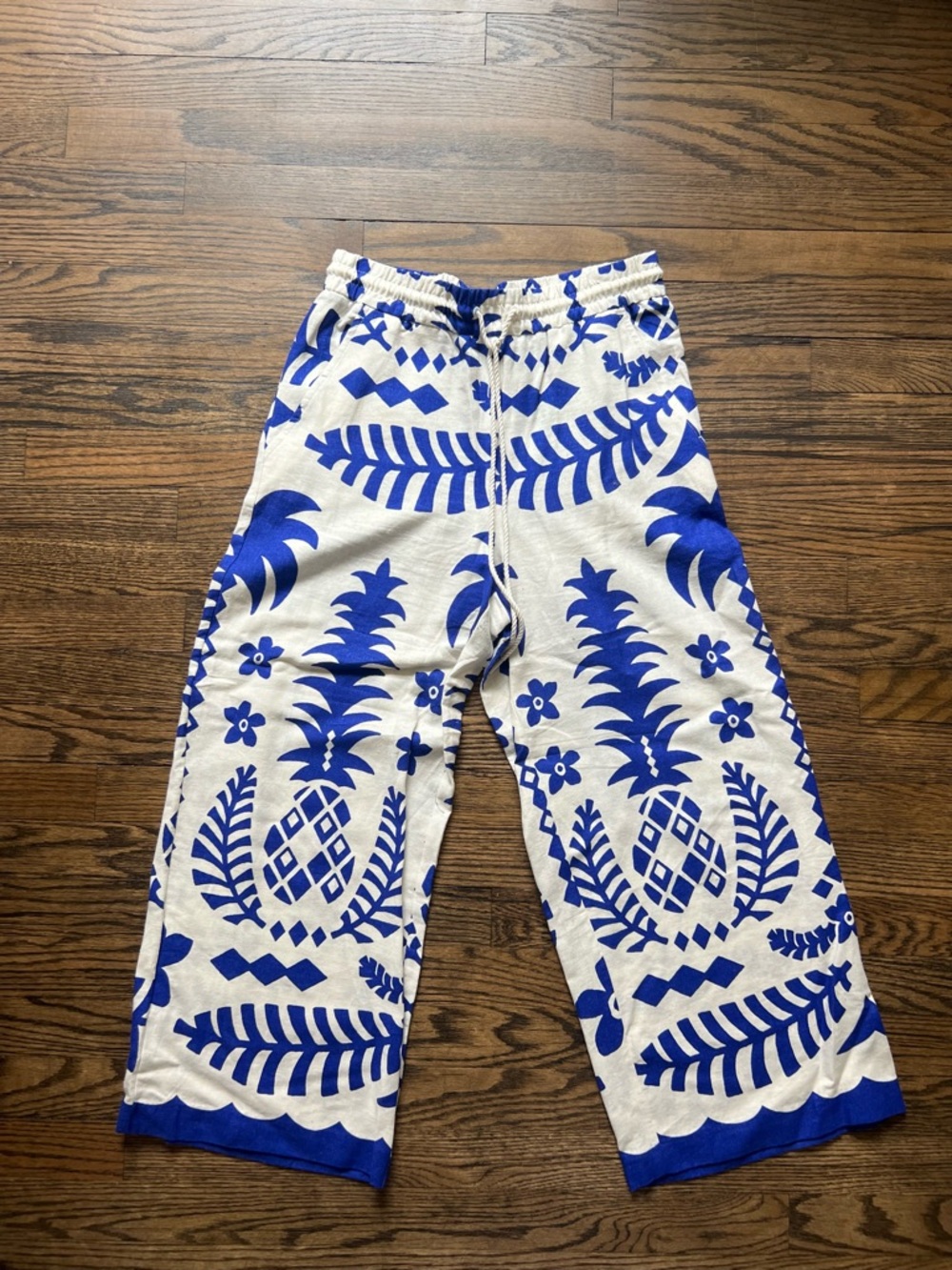 C&C California White Pants with Bold Royal Blue Floral Print
